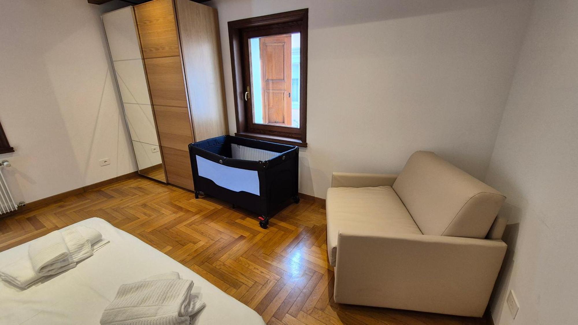 ウーディネ Casa Via Del Saleヴィラ エクステリア 写真